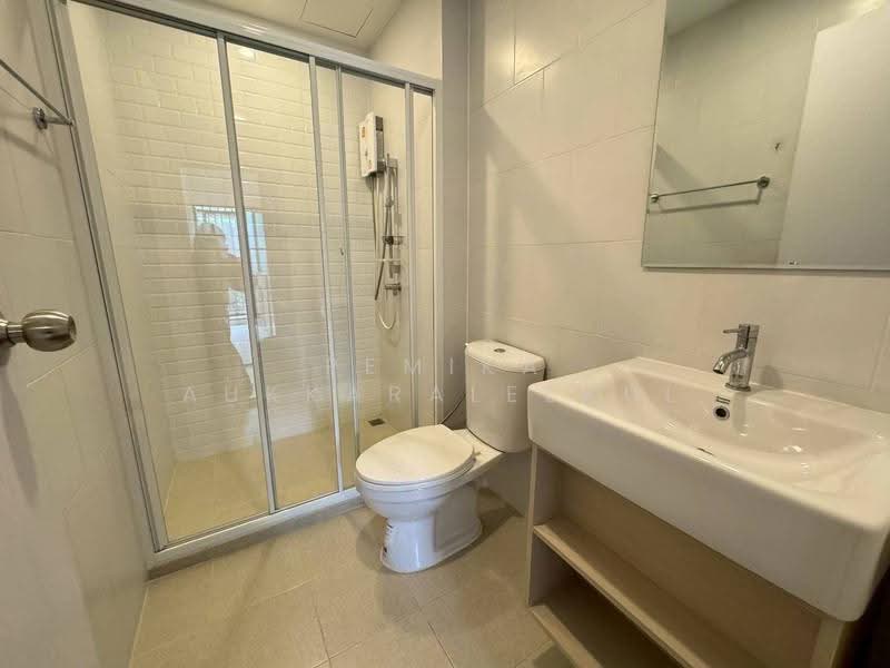 Chewathai Hallmark Ladprao - Chokchai 4 (Phase 2), Bangkok, Sangkhom Songkhro Road, Saphan Song, Wang Thonglang, Bangkok, 1 Bedroom, 32 sqm, Condo For Sale, by Pemika Aukkaraleekul, 500508488 - DDproperty.com