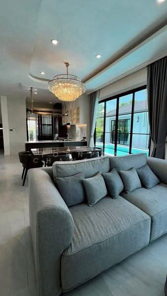 5-BR Villa, Bangkok, Thab Yao, Lat Krabang, Bangkok, 5 Bedrooms, 440 sqm, Villa For Rent, by Pornpan Chantharakasemchai, 500508490 - DDproperty.com