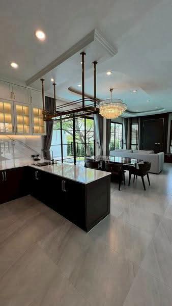 5-BR Villa, Bangkok, Thab Yao, Lat Krabang, Bangkok, 5 Bedrooms, 440 sqm, Villa For Rent, by Pornpan Chantharakasemchai, 500508490 - DDproperty.com