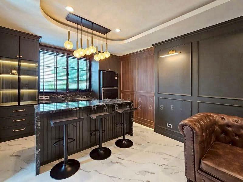 5-BR Villa, Bangkok, Thab Yao, Lat Krabang, Bangkok, 5 Bedrooms, 440 sqm, Villa For Rent, by Pornpan Chantharakasemchai, 500508490 - DDproperty.com