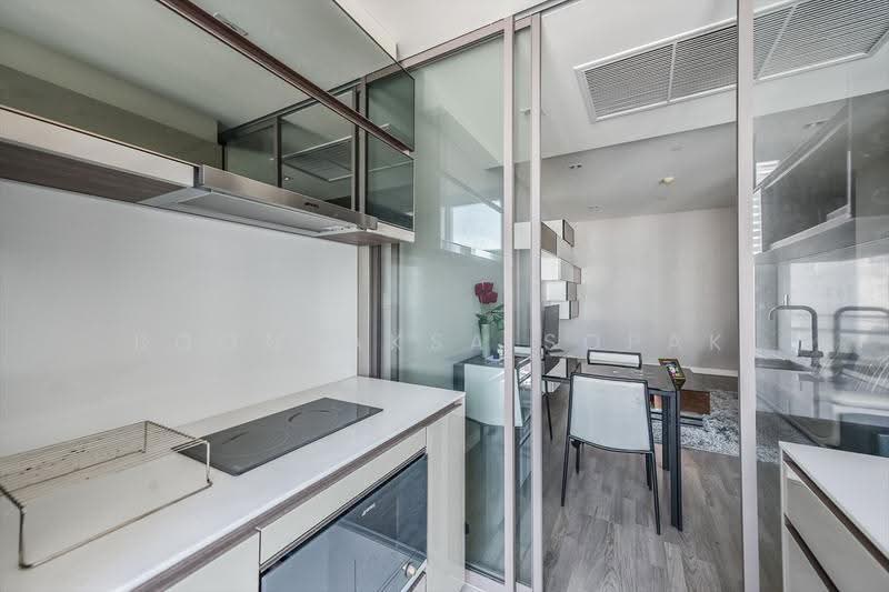 The Room Sathorn, Bangkok, 78 Pan Road, Silom, Bang Rak, Bangkok, 1 Bedroom, 50 sqm, Condo For Rent, by Boonraksa Sopak, 500508496 - DDproperty.com