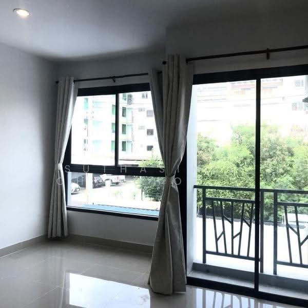 2-BR Townhouse, Bangkok, Lam Phak Chi, Nong Chok, Bangkok, 2 Bedrooms, 93 sqm, Townhouse For Sale, by Suthasinee Chenchopching, 500508578 - DDproperty.com