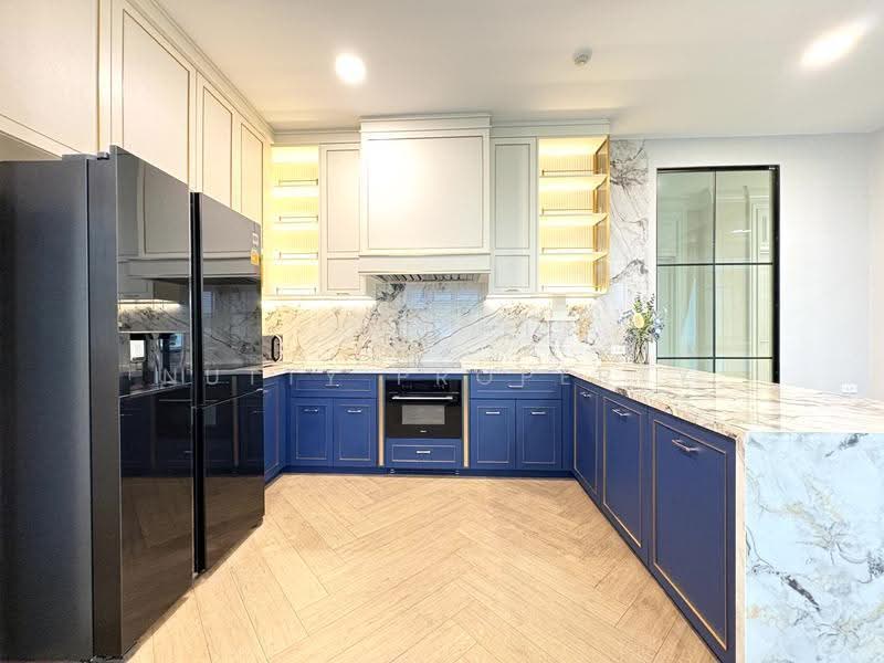 Nantawan Pool Villa Rama 9 New Krungthepkretha, Bangkok, ศรีนครินทร์ - ร่มเกล้า, Saphan Sung, Bangkok, 5 Bedrooms, 500 sqm, Single Detached House For Sale, by Nutty Property, 500508610 - DDproperty.com