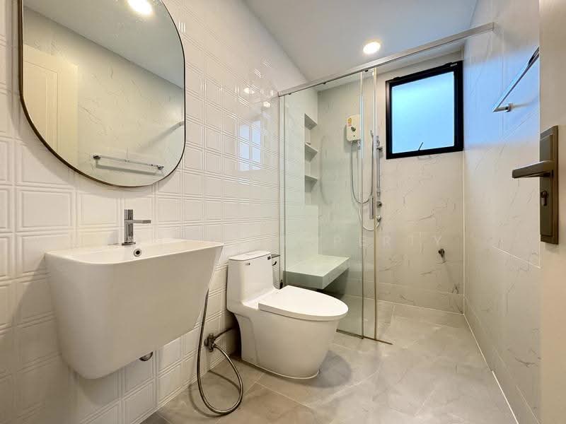 Nantawan Pool Villa Rama 9 New Krungthepkretha, Bangkok, ศรีนครินทร์ - ร่มเกล้า, Saphan Sung, Bangkok, 5 Bedrooms, 500 sqm, Single Detached House For Sale, by Nutty Property, 500508610 - DDproperty.com
