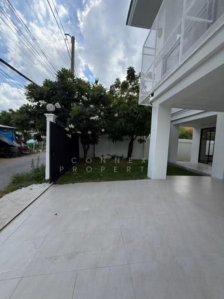 Newly renovated detached house in the heart of Chokchai 4, Bangkok, , Lat Phrao, Bangkok, 4 Bedrooms, 291 sqm, Single Detached House For Rent, by Connex Property, 500508653 - DDproperty.com