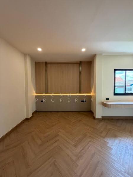 บ้านเดี่ยว รีโนเวทใหม่ ใจกลางโชคชัย 4, กรุงเทพ, , ลาดพร้าว, กรุงเทพ, 291 ตร.ม., บ้านเดี่ยว ให้เช่า, โดย Connex Property, 500508653 - DDproperty.com