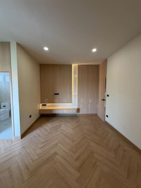 Newly renovated detached house in the heart of Chokchai 4, Bangkok, , Lat Phrao, Bangkok, 4 Bedrooms, 291 sqm, Single Detached House For Rent, by Connex Property, 500508653 - DDproperty.com