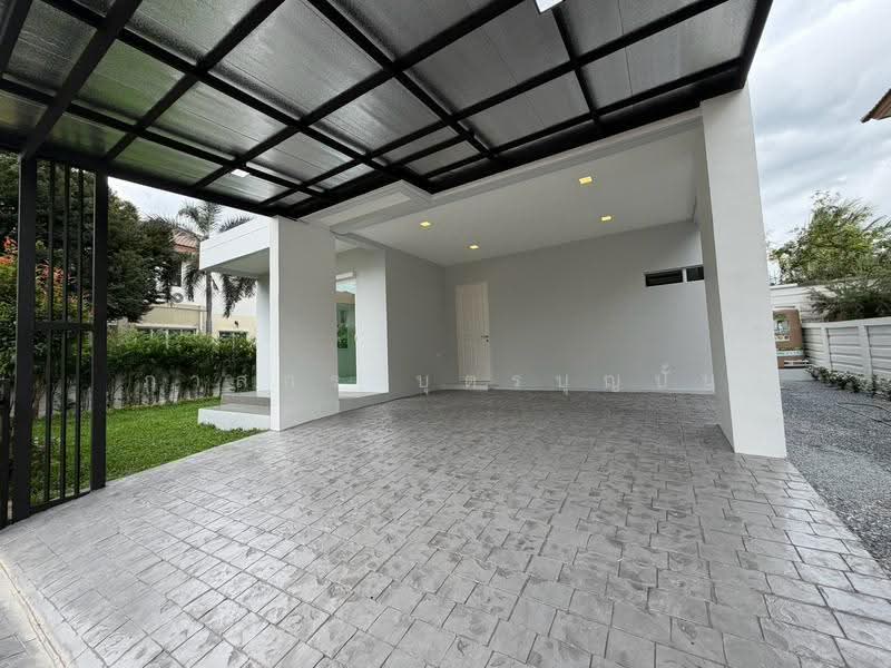 Habitia Bangyai, Nonthaburi, 63 Rural Road Nonthaburi 1009, Sao Thong Hin, Bang Yai, Nonthaburi, 3 Bedrooms, 180 sqm, Single Detached House For Sale, by Passakorn Butbunpan, 500508675 - โรงจอดรถ - DDproperty.com