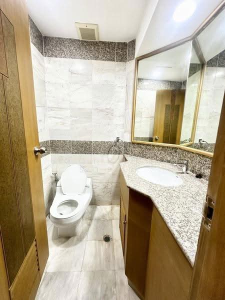 President Park Sukhumvit 24, Bangkok, 99 Sukhumvit 24 Alley, Khlongtoei Nua, Watthana, Bangkok, 4 Bedrooms, 306 sqm, Condo For Rent, by Boonraksa Sopak, 500508705 - DDproperty.com