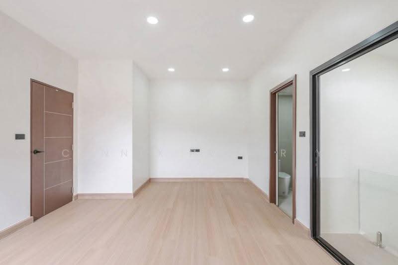 Rung Charoen Chokchai 4, Bangkok, ลาดพร้าว, Saphan Song, Wang Thonglang, Bangkok, 3 Bedrooms, 200 sqm, Townhouse For Sale, by Connex Property, 500508757 - DDproperty.com
