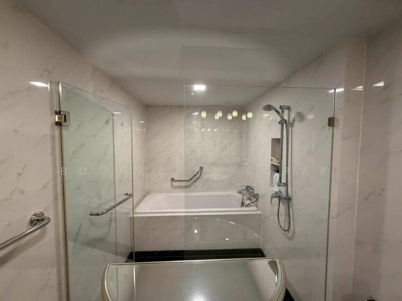 Maestro 01 Sathorn-Yenakat, Bangkok, 14 Yen Akat Road, Thung Maha Mek, Sathon, Bangkok, 3 Bedrooms, 138 sqm, Condo For Rent, by Boonraksa Sopak, 500508768 - DDproperty.com