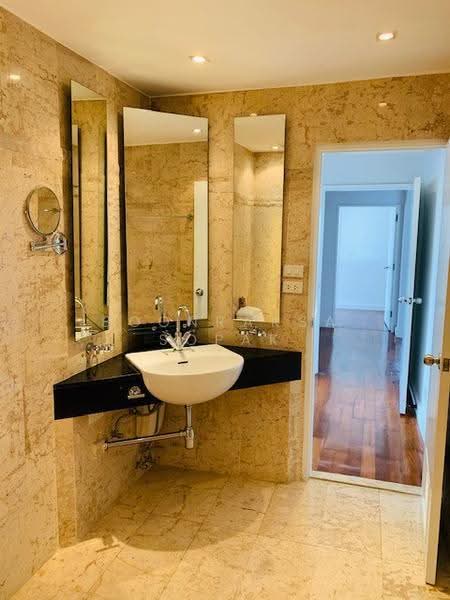 La Cascade, Bangkok, Eakamai, Khlong Tan Nua, Watthana, Bangkok, 3 Bedrooms, 300 sqm, Condo For Rent, by Boonraksa Sopak, 500508785 - DDproperty.com