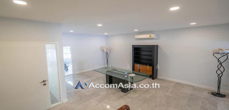 The Natural Place, Bangkok, 333 Soi Sukhumvit 31, Khlong Tan Nua, Watthana, Bangkok, 3 Bedrooms, 33 sqm, Townhouse For Rent, by Accom Asia, 500508823 - DDproperty.com