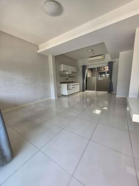 Indy Srinakarin-Romklao, Bangkok, 278 Romklao Road, Saen Sab, Min Buri, Bangkok, 2 Bedrooms, 90 sqm, Townhouse For Sale, by Itthiwat Chulaolan, 500508829 - DDproperty.com