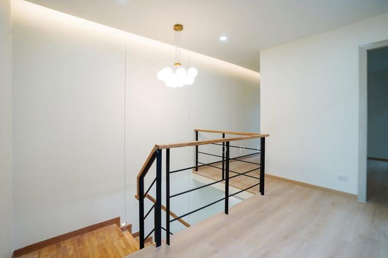 2-Storey Townhouse in Chaloem Phrakiat Rama 9 Soi 2, Yaek 5, Bangkok, ศรีนครินทร์, Nong Bon, Prawet, Bangkok, 3 Bedrooms, 198 sqm, Townhouse For Sale, by Connex Property, 500508834 - DDproperty.com