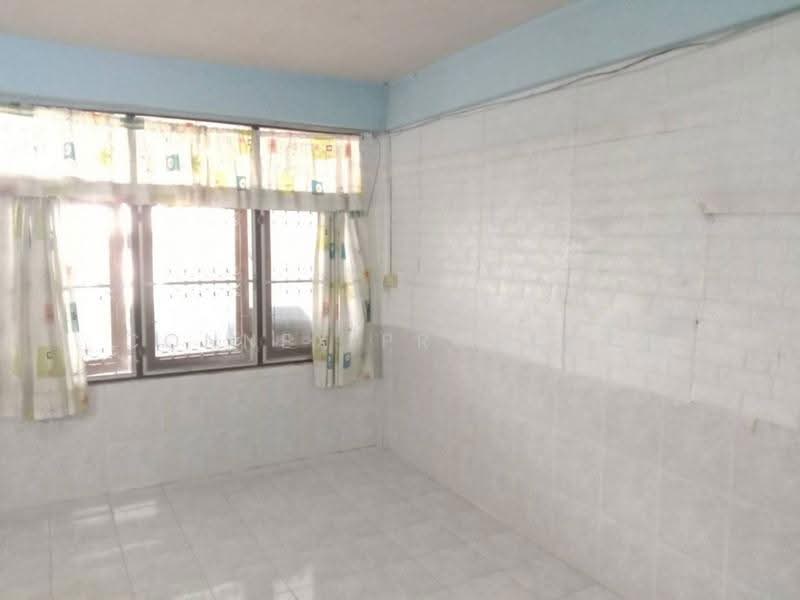 Two-story townhouse in Samrong area, sold as is, Samut Prakan, , Samrong Nua, Muang Samut Prakarn, Samut Prakan, 2 Bedrooms, 21 sqm, Townhouse For Sale, by Connex Property, 500508851 - DDproperty.com