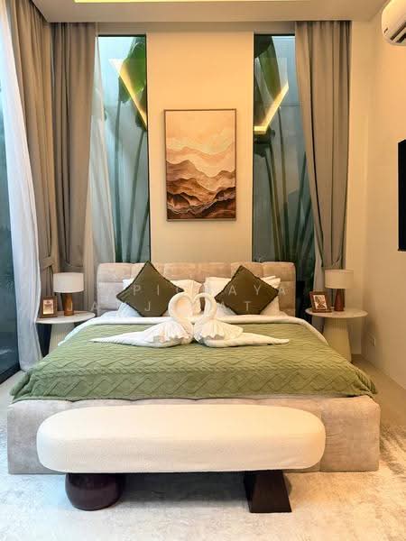 4-BR Villa Overlooking to Andaman Sea, Rawai Phuket, Phuket, Rawai, Muang Phuket, Phuket, 4 Bedrooms, 640 sqm, Villa For Rent, by Apichaya Jamjarat (Amanda), 500508872 - DDproperty.com