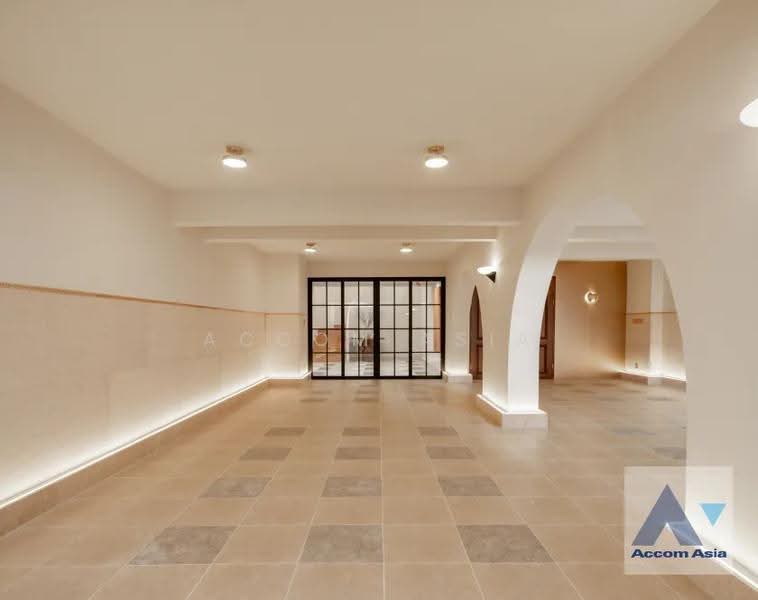 Fully Furnished, Home Office 6 Bedrooms House for Sale in Sukhumvit, Bangkok near BTS Punnawithi, Bangkok, Bang Chak, Phra Khanong, Bangkok, 6 Bedrooms, 1,000 sqm, Single Detached House For Sale, by Accom Asia, 500508883 - DDproperty.com