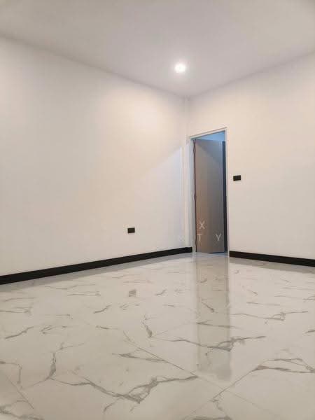 Single - storey, 39.4 square wa, Chalong, Phuket, Phuket, เจ้าฟ้าตะวันตก, Chalong, Muang Phuket, Phuket, 3 Bedrooms, 150 sqm, Townhouse For Sale, by Connex Property, 500508892 - DDproperty.com