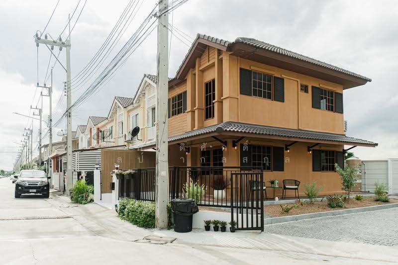 Pruksa Ville 46/1 Rangsit-Klong 3, Pathum Thani, Rangsit-Khlong 3 Road, Khlong Sam, Khlong Luang, Pathum Thani, 3 Bedrooms, 120 sqm, Townhouse For Rent, by kittisak sinsakonskul, 500508919 - DDproperty.com