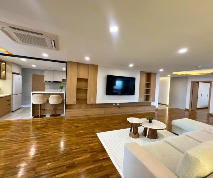 President Park Sukhumvit 24, Bangkok, 99 Sukhumvit 24 Alley, Khlongtoei Nua, Watthana, Bangkok, 3 Bedrooms, 223 sqm, Condo For Rent, by Arada Koettruat, 500508928 - DDproperty.com