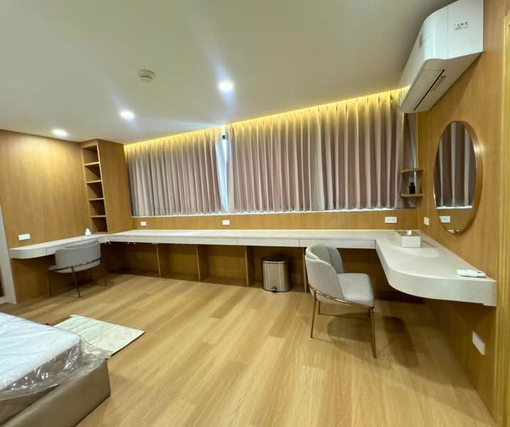 President Park Sukhumvit 24, Bangkok, 99 Sukhumvit 24 Alley, Khlongtoei Nua, Watthana, Bangkok, 3 Bedrooms, 223 sqm, Condo For Rent, by Arada Koettruat, 500508928 - DDproperty.com