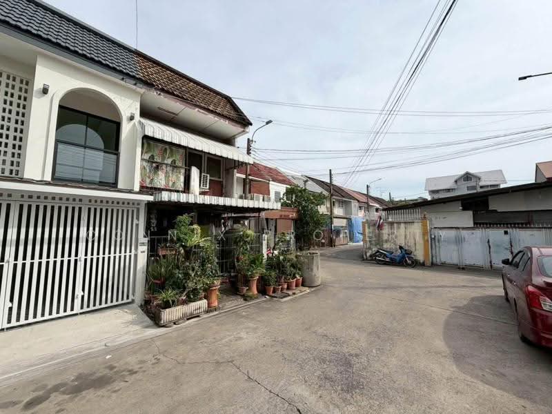 บ้านอมรพันธ์ 9, กรุงเทพ, ลาดพร้าว-วังหิน, ลาดพร้าว, กรุงเทพ, 21 ตร.ม., ทาวน์เฮ้าส์ ขาย, โดย Connex Property, 500508983 - DDproperty.com