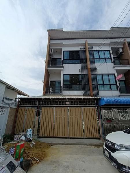 3-story townhome for sale, Phetkasem 69 – pristine condition, fully renovated., Bangkok, -, Nong Kham, Nong Khaem, Bangkok, 1 Bedroom, 200 sqm, Townhouse For Sale, by Connex Property, 500508986 - DDproperty.com