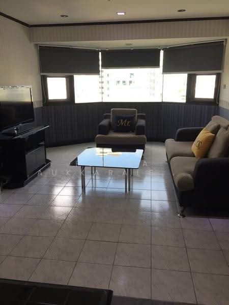Baan Suanpetch, Bangkok, 18 Soi Sukhumvit 39, Khlong Tan Nua, Watthana, Bangkok, 2 Bedrooms, 135 sqm, Condo For Sale, by Pemika Aukkaraleekul, 500509028 - DDproperty.com