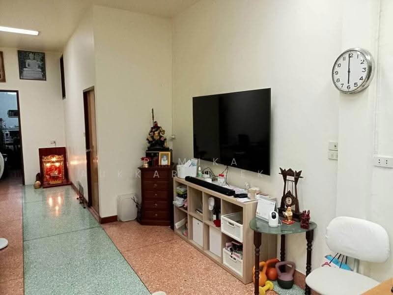3-BR Townhouse, Bangkok, Bang Lam Phu Lang, Khlong San, Bangkok, 3 Bedrooms, 204 sqm, Townhouse For Sale, by Pemika Aukkaraleekul, 500509071 - DDproperty.com