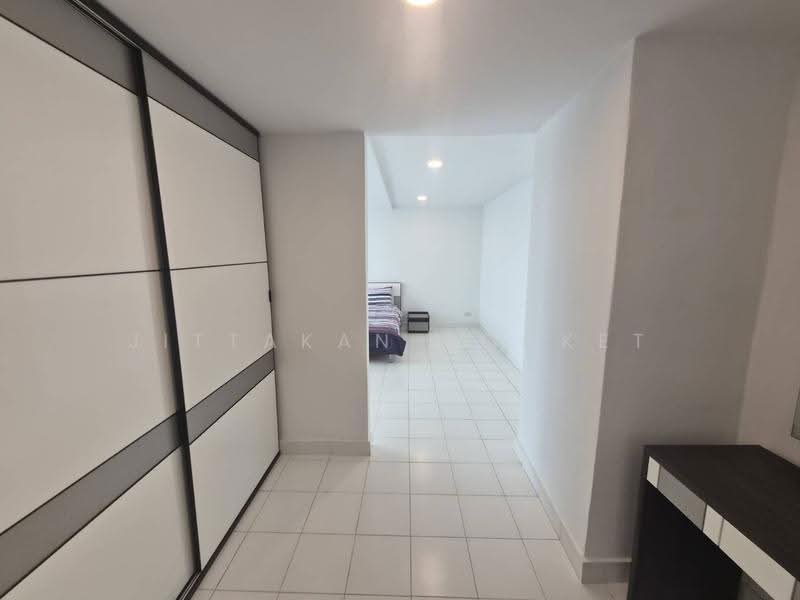 The Royal Navin Tower, Bangkok, Chuea Phloeng Road, Chong Nonsi, Yan Nawa, Bangkok, 3 Bedrooms, 160 sqm, Condo For Sale, by Jittakan Nooket, 500509073 - DDproperty.com