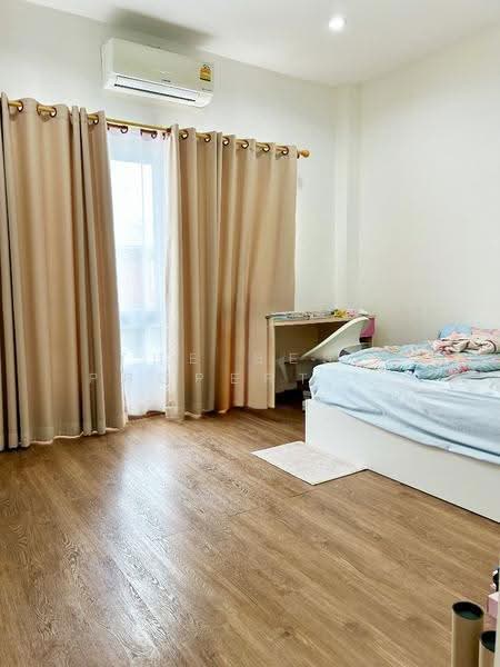 วิลล่า จามจุรี (Villa Charmchuree), Bangkok, Bang Chun, Khlong Sam Wa, Bangkok, 4 Bedrooms, 216 sqm, Single Detached House For Sale, by The Best Property กุ้งแก้ว, 500509143 - DDproperty.com