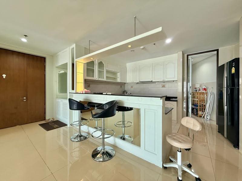 The Lakes, Bangkok, 123 Ratchadaphisek Road, Khlong Toei, Bangkok, 3 Bedrooms, 176 sqm, Condo For Rent, by Bangkok Residential, 500509146 - DDproperty.com