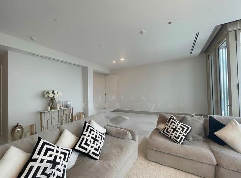 Four Seasons Private Residences : โฟร์ ซีซั่นส์ ไพรเวท เรสสิเด้นซ์, กรุงเทพ, 300 ถนนเจริญกรุง, ยานนาวา, สาทร, กรุงเทพ, 211 ตร.ม., คอนโด ขาย, โดย Pemika Aukkaraleekul, 500509162 - DDproperty.com