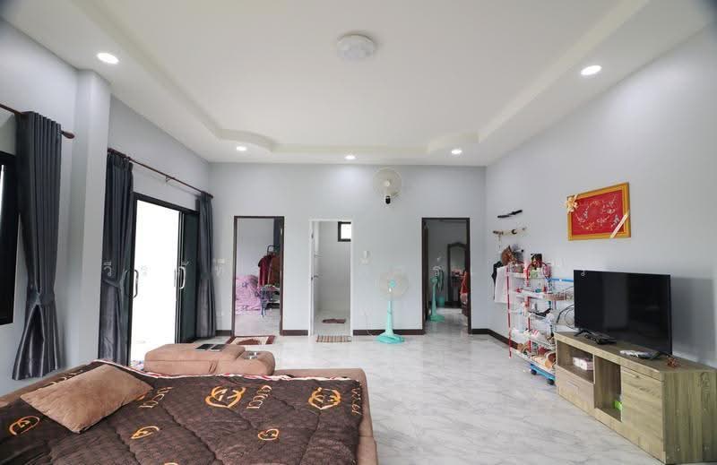 2025 2-Bed House for Nong Wau So, Sale Udon Thani | 1 Rai, Udon Thani, Up Mung, Nong Wua So, Udon Thani, 2 Bedrooms, 100 sqm, Single Detached House For Sale, by วีรภัทรา ดาร์เปอร์, 500509176 - DDproperty.com
