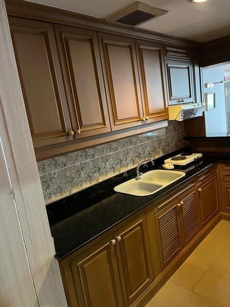 Las Colinas, Bangkok, Sukhumvit 21 Road, Khlongtoei Nua, Watthana, Bangkok, 2 Bedrooms, 140 sqm, Condo For Sale, by Pemika Aukkaraleekul, 500509181 - DDproperty.com