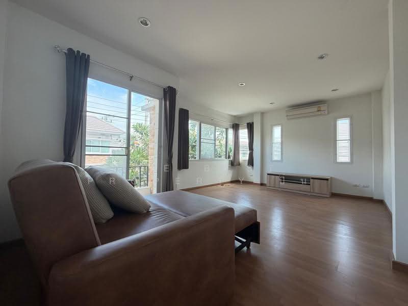 ดิโอโซน สวนเสือ-ศรีราชา, Chon Buri (Pattaya), Nong - Kham, Si Racha, Chon Buri (Pattaya), 3 Bedrooms, 100 sqm, Townhouse For Sale, by The Best Property ปิ่น, 500509182 - DDproperty.com