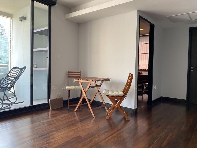 Somkid Gardens, Bangkok, Ploenchit, Lumphini, Pathum Wan, Bangkok, 3 Bedrooms, 251 sqm, Condo For Rent, by Vichai Annavakulthorn, 500509189 - DDproperty.com