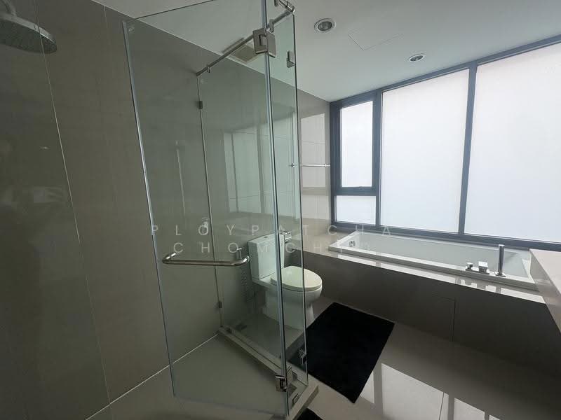 Rhythm Sukhumvit 42, Bangkok, Soi Sukhumvit 42, Sukhumvit Road, Phra Kanong, Khlong Toei, Bangkok, 2 Bedrooms, 78 sqm, Condo For Rent, by Ploypatcha Chomchid, 500509206 - DDproperty.com