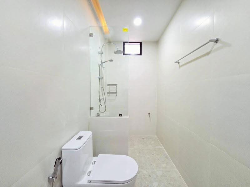 บ้านพร้อมอยู่ ใกล้เทศบาลเพียง 500 ม. ฟรีโอน, Krabi, Ao Nang, Muang Krabi, Krabi, 2 Bedrooms, 88 sqm, Townhouse For Sale, by JEERAPHAN FAIPONDEELERD, 500509239 - DDproperty.com