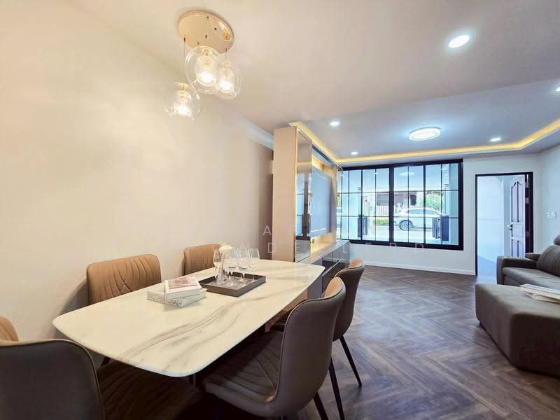 บ้านพร้อมอยู่ ใกล้เทศบาลเพียง 500 ม. ฟรีโอน, Krabi, Ao Nang, Muang Krabi, Krabi, 2 Bedrooms, 88 sqm, Townhouse For Sale, by JEERAPHAN FAIPONDEELERD, 500509239 - DDproperty.com