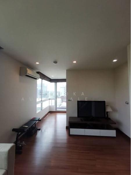 Tree Condo Sukhumvit 42, Bangkok, Soi Sukhumvit 42/1, Sukhumvit Road, Phra Kanong Nua, Watthana, Bangkok, 1 Bedroom, 50 sqm, Condo For Sale, by Pemika Aukkaraleekul, 500509245 - DDproperty.com