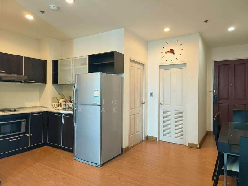 The Complete Narathiwat, Bangkok, 9 Naradhiwas Rajanagarindra Rd, Chong Nonsi, Yan Nawa, Bangkok, 2 Bedrooms, 60 sqm, Condo For Rent, by Vichai Annavakulthorn, 500509266 - DDproperty.com