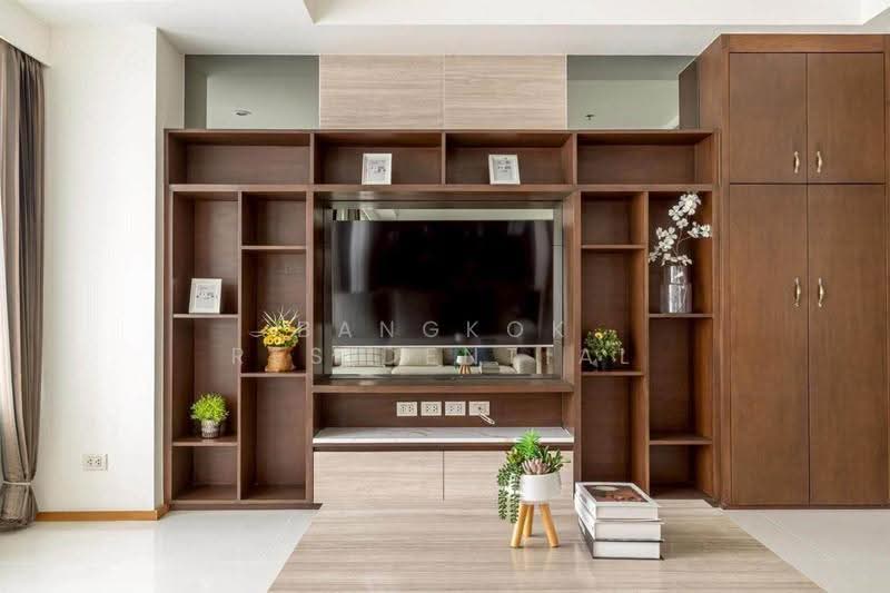 The Emporio Place, Bangkok, 93 Soi Sukhumvit 24, Sukhumvit Road, Khong Tan, Khlong Toei, Bangkok, 2 Bedrooms, 108 sqm, Condo For Rent, by Bangkok Residential, 500509285 - DDproperty.com