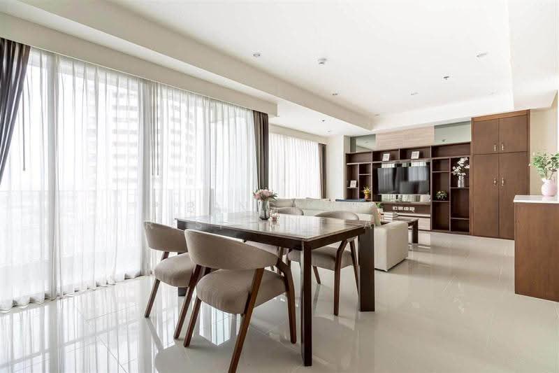 The Emporio Place, Bangkok, 93 Soi Sukhumvit 24, Sukhumvit Road, Khong Tan, Khlong Toei, Bangkok, 2 Bedrooms, 108 sqm, Condo For Rent, by Bangkok Residential, 500509285 - DDproperty.com