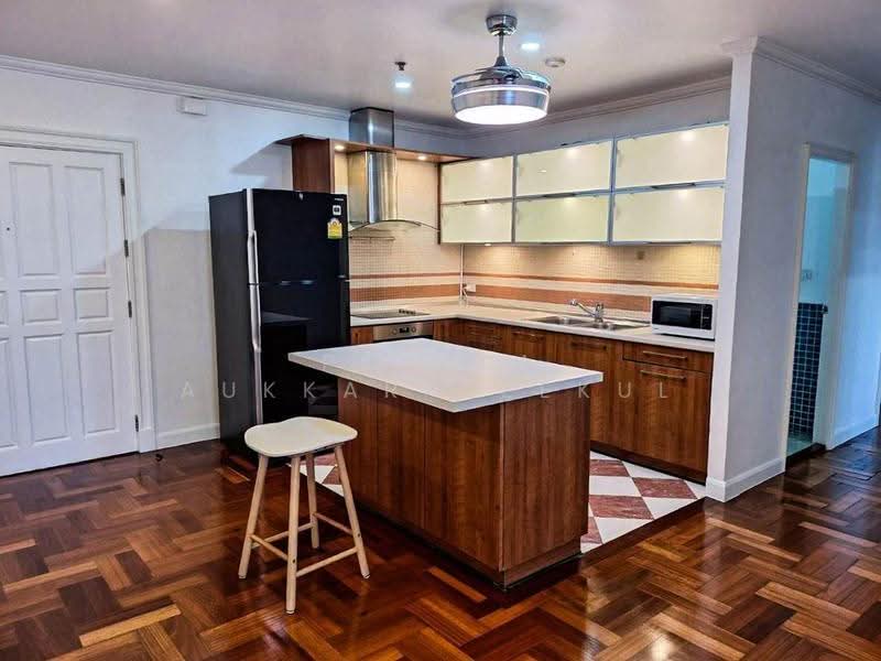 Liberty Park 2, Bangkok, 55 Soi Sukhumvit 11, Khlongtoei Nua, Watthana, Bangkok, 2 Bedrooms, 101 sqm, Condo For Sale, by Pemika Aukkaraleekul, 500509295 - DDproperty.com
