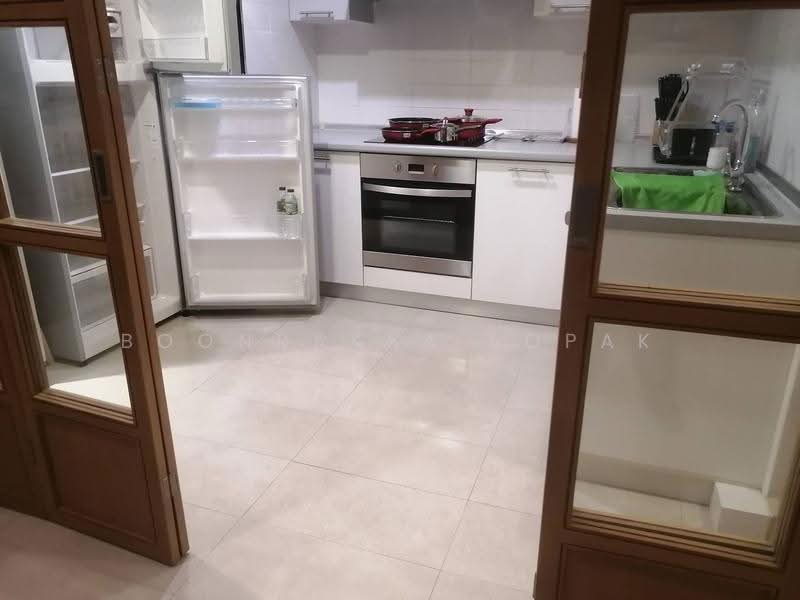 Baan Suanpetch, Bangkok, 18 Soi Sukhumvit 39, Khlong Tan Nua, Watthana, Bangkok, 3 Bedrooms, 129 sqm, Condo For Rent, by Boonraksa Sopak, 500509336 - DDproperty.com