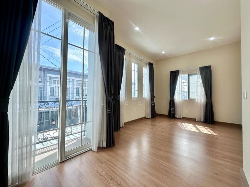 Golden Town 3 Bangna-Suanluang, Bangkok, Kanchanaphisek Road, Prawet, Bangkok, 4 Bedrooms, 103 sqm, Townhouse For Sale, by The Best Property ปิ่น, 500509375 - DDproperty.com