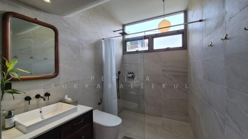 1-BR House, Bangkok, Samsen Nai, Phaya Thai, Bangkok, 1 Bedroom, 83 sqm, Single Detached House For Sale, by Pemika Aukkaraleekul, 500509379 - DDproperty.com