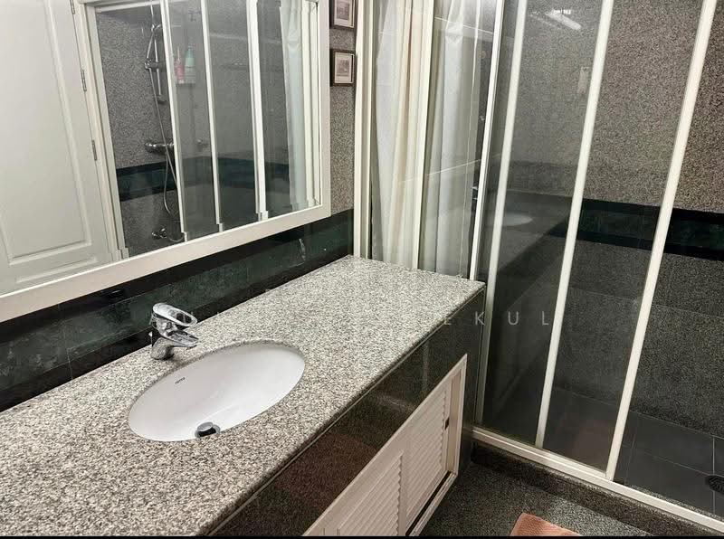 Baan Ploenchit, Bangkok, Soi Ruamrudee 2 Ploenchit Road, Lumphini, Pathum Wan, Bangkok, 3 Bedrooms, 108 sqm, Condo For Sale, by Pemika Aukkaraleekul, 500509384 - DDproperty.com